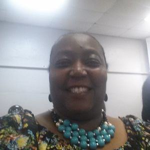 Meet your Posher, Ella